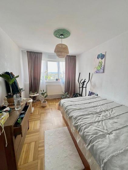 Vand apartament cu 3 camere, zona Parcul Crang - 2