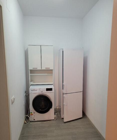 Proprietar apartament 2 camere,decomandat,loc parcare sub. Lupeni - 8