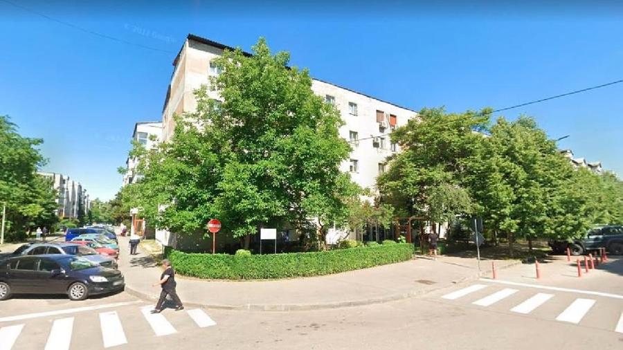 CARTIER PROGRESUL - SLATINA, Apartament cu 3 camere - 40 mp - etaj 4/4, Str - 1