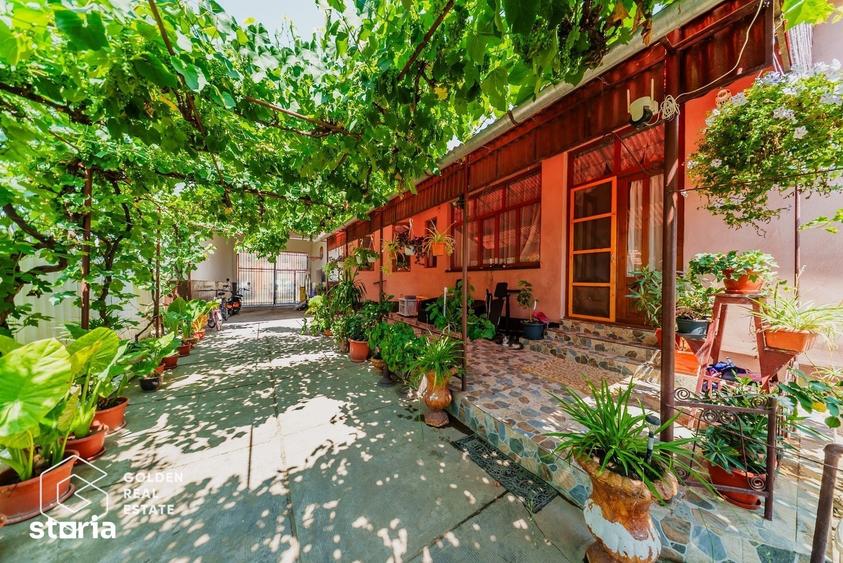 Casă cu 3 camere cu Teren 1778 Mp în Central