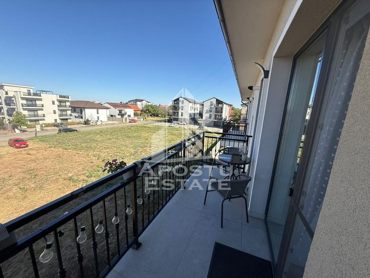 Apartament cu 2 camere semidecomandat, mobilat în Giroc