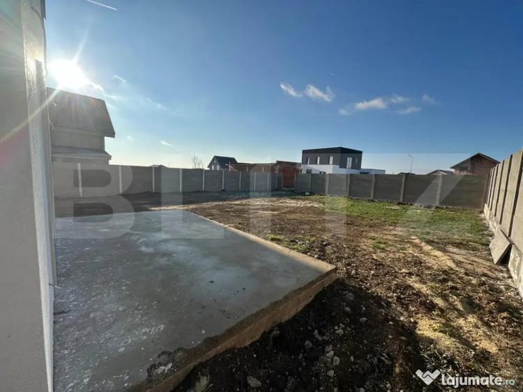 Casă cu 5 camere cu Teren 600 Mp în Giarmata
