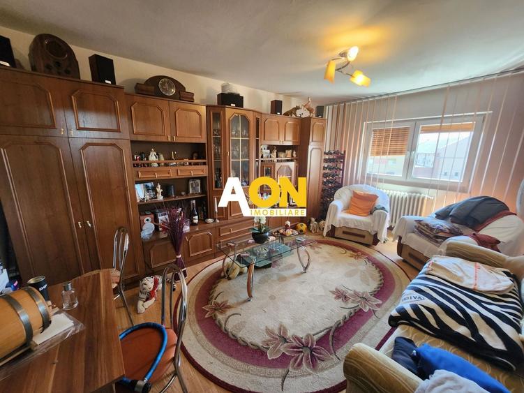 Apartament cu 2 camere decomandat, mobilat în Cetate