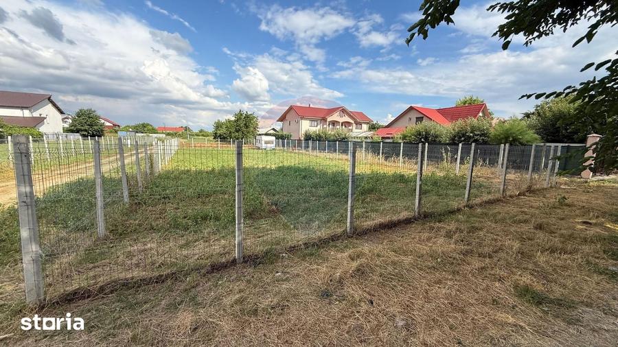 Teren de 580 mp, în Vâlcele