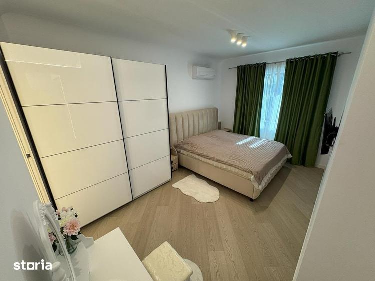 Apartament cu 3 camere decomandat în Sud