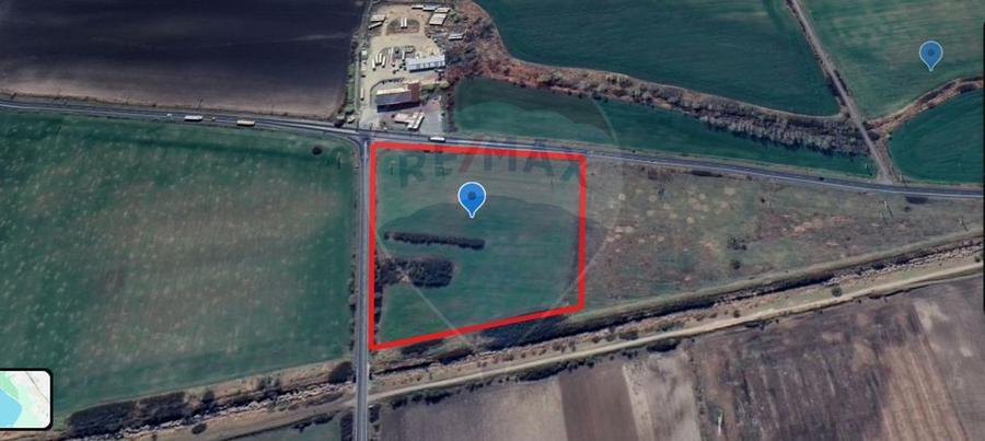 Teren agricol extravilan de 31400 mp, în Vest