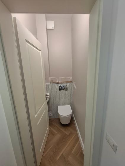 Apartament cu 2 camere decomandat în Drumul Sării