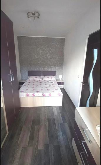 Apartament cu 3 camere nedecomandat în Șagului