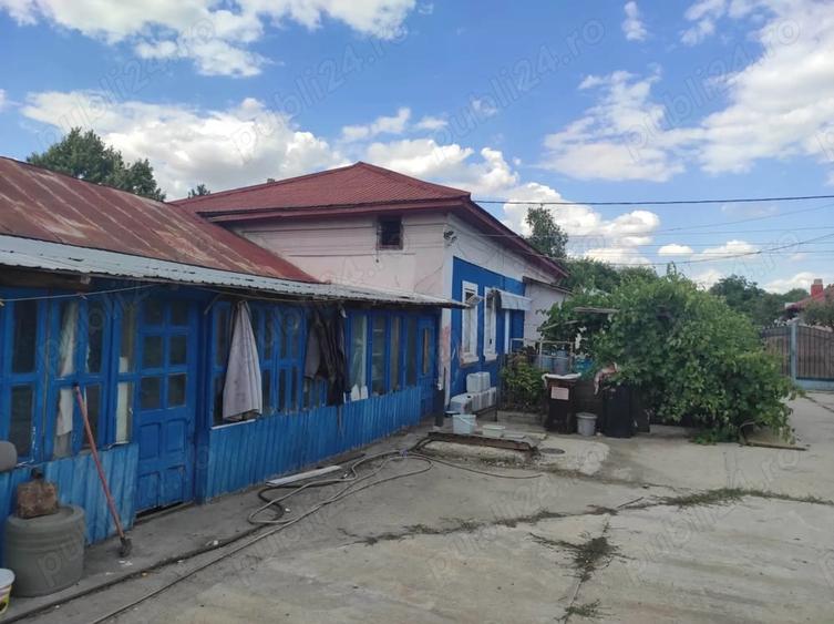 Casă cu 4 camere cu Teren 800 Mp în Licuriciu