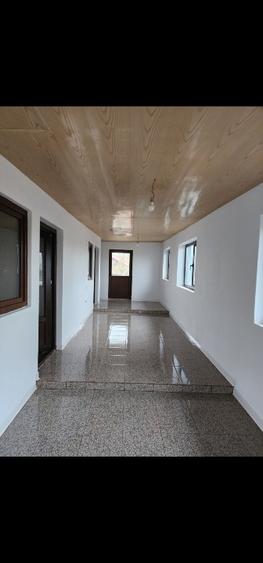 Casă individuală cu 5 camere cu Teren 2000 Mp în Moșteni