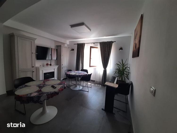 Spațiu comercial, de 730 mp, în Giroc