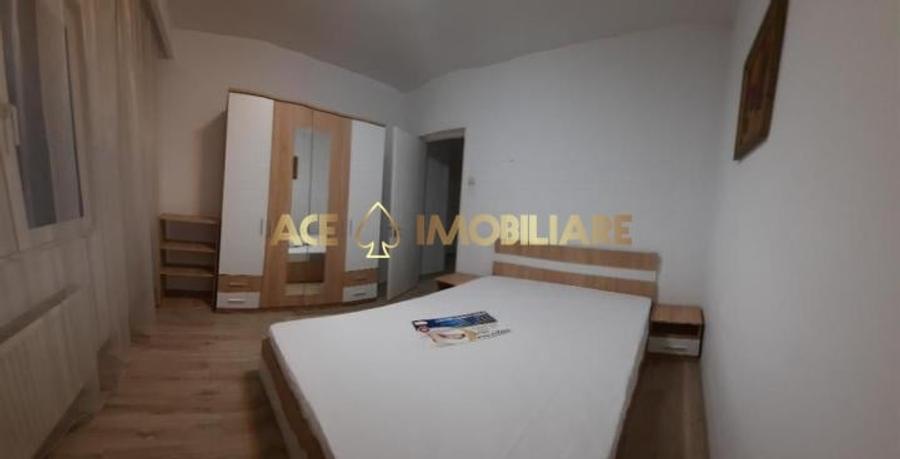 Apartament cu 3 camere decomandat, mobilat în Victoriei