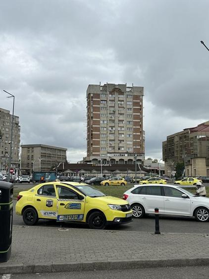 Garsonieră decomandată în Gară