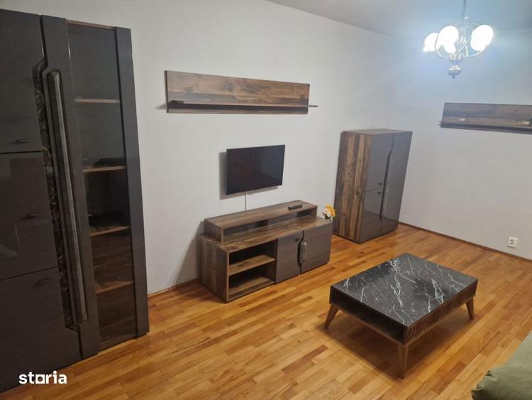 Apartament cu 2 camere decomandat, mobilat în Central