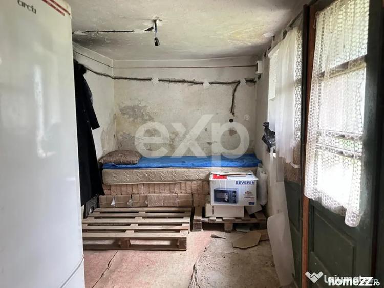 Casă cu 3 camere cu Teren 3288 Mp în Bucea