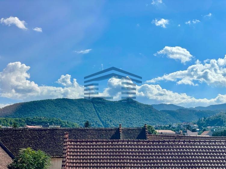 Casă individuală cu 3 camere cu Canalizare în Brașovul Vechi