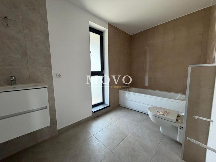 Duplex cu 4 camere cu Teren 250 Mp în Săcălaz