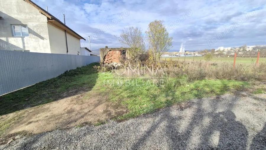 Vanzare teren extravilan, situat in Targu Jiu, strada Slobozia - 5