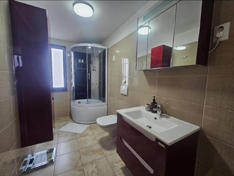 Casă spațioasă de închiriat – Cartierul Florilor, Brașov |  4 dormitoare | saună - 8