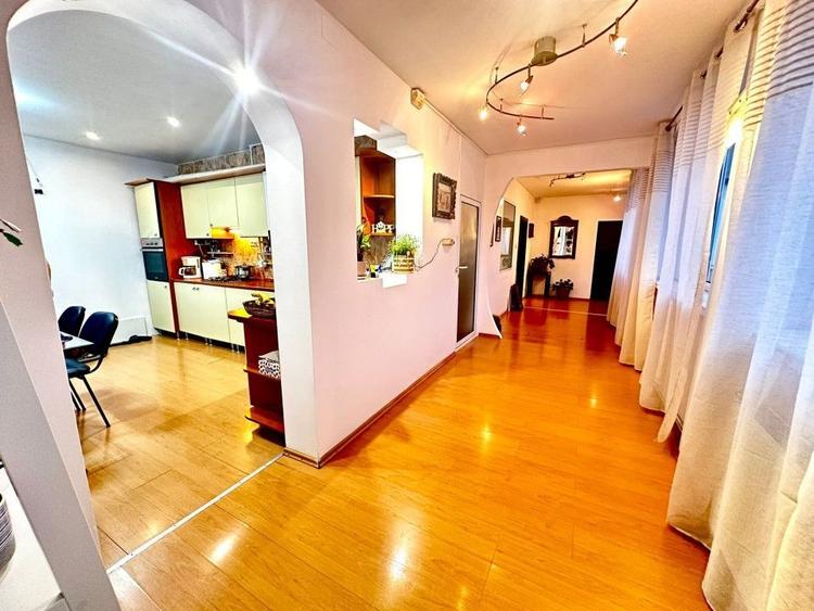 Casa moderna, 2 corpuri de cladire, teren 1000 mp, zona Aradul Nou - 9