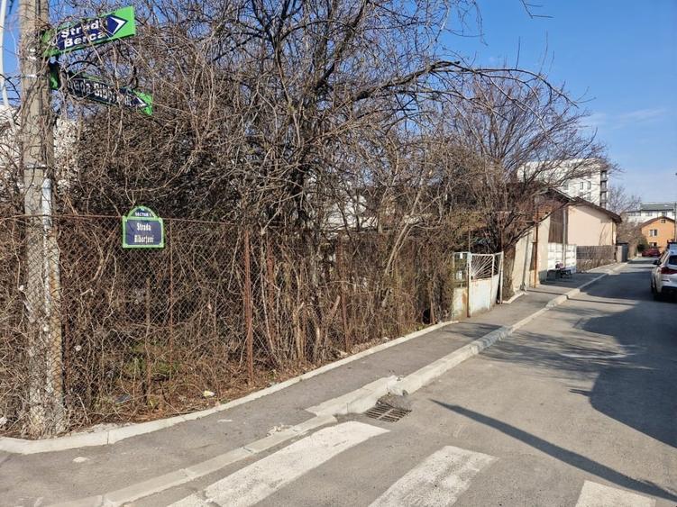 De vânzare casă demolabilă pe un teren de 226 mp, - 1