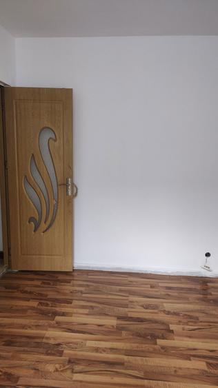 De vanzare apartament. 2 camere - 5