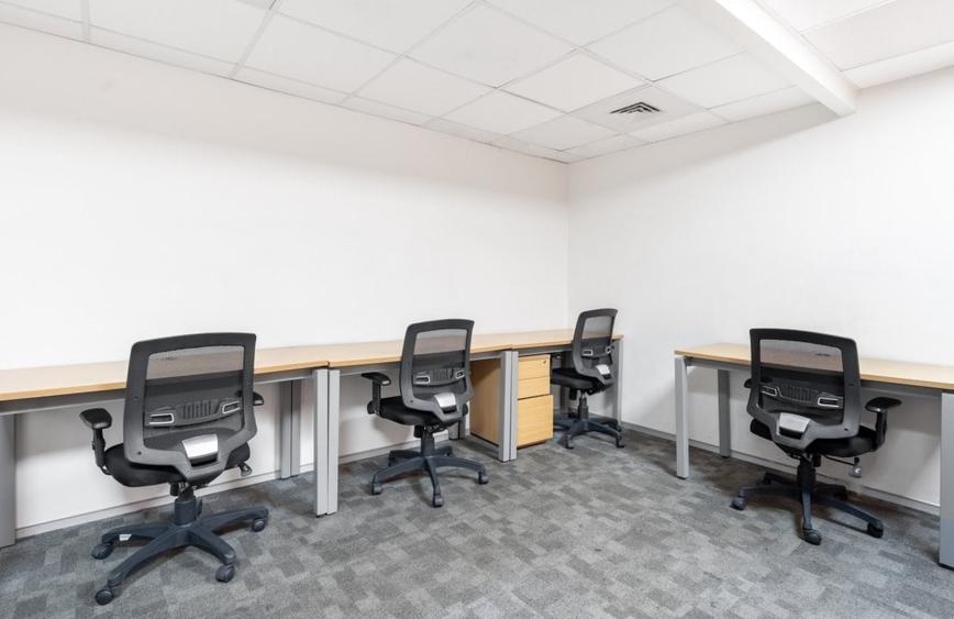 Alăturați-vă unui mediu de co-working cooperativ în Regus Primavera - 2