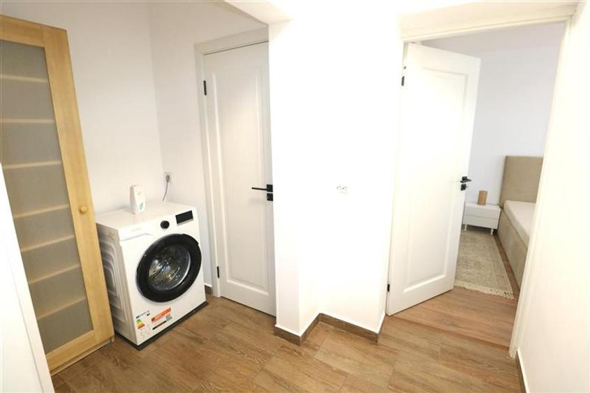 Apartament cu 3 camere decomandat în Circumvalațiunii