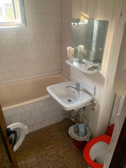 Apartament cu 3 camere decomandate, etajul 3/4, zona Nicolina - 7