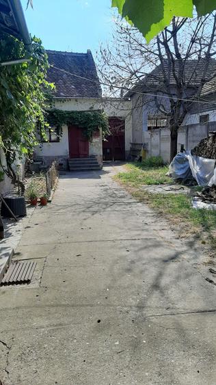 De vanzare casa, curte si gradina in ORASTIE - 2