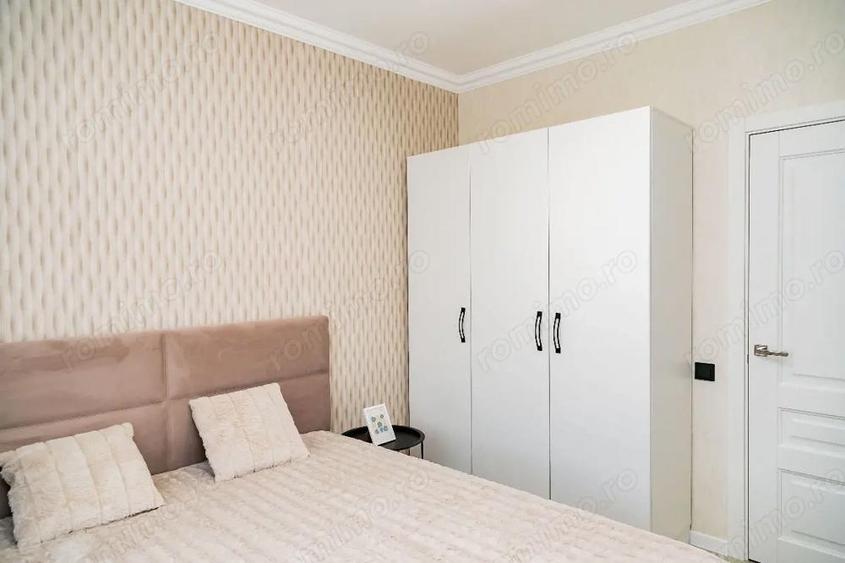 apartament de vanzare de 2 camere in zona Aparatorii Patriei aparoape de metrou - 2