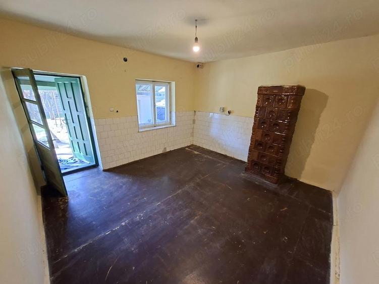 Casa pe colt de vanzare localitatea Birda - 2