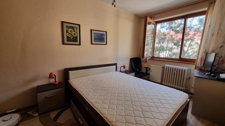 Apartament 2 camere centru etaj 3 - 6