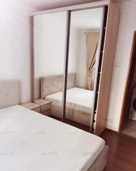 Apartament cu 2 camere, decomandat - zona Tractorul. - 1