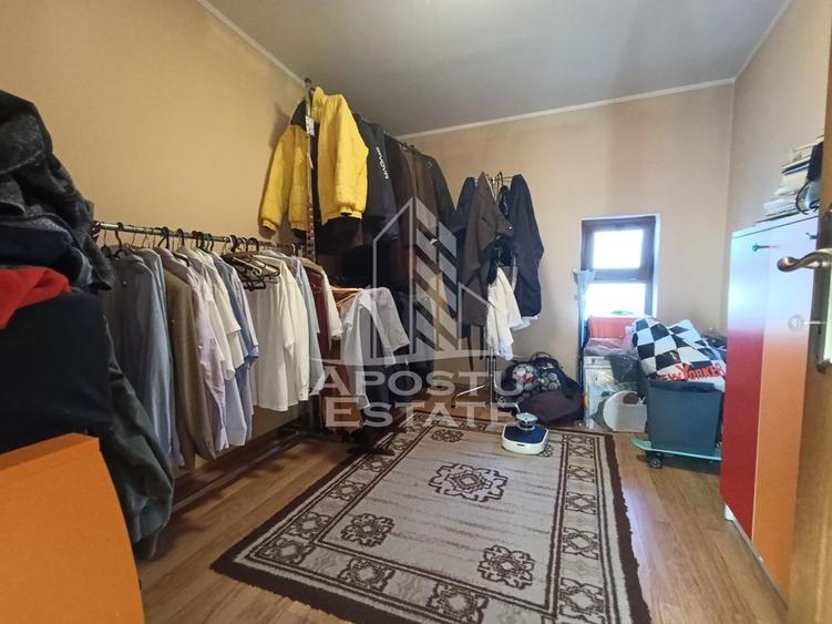 Casa Individuala impresionanta, curte bine amenajata, zona Semicentral - 13