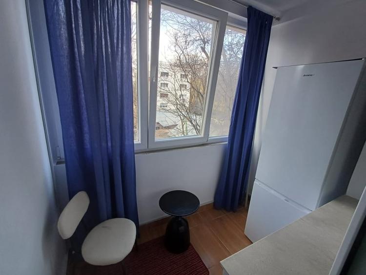 Apărătorii patriei | Garsoniera | Metrou | Prima inchiriere - 10