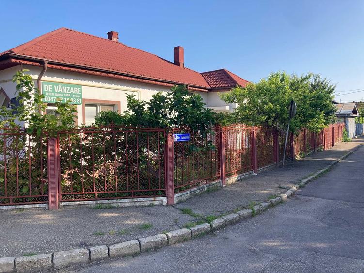 Vand casa in municipiul Buzau. Locatie deosebita. - 1