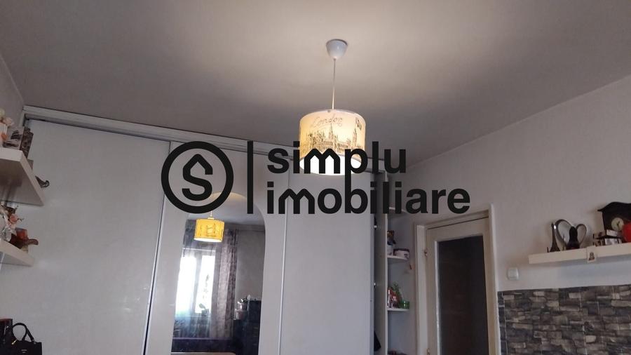 Garsonieră semidecomandată, mobilată în 1 Mai