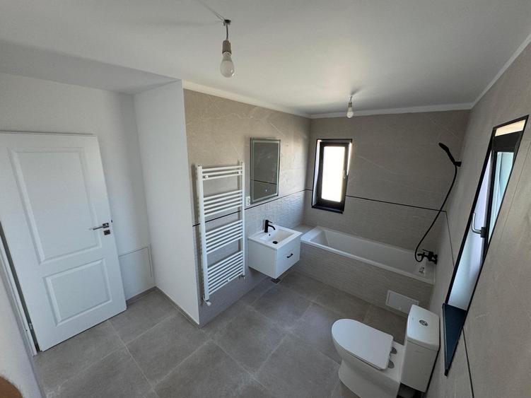 PAULESTI - vila 2024 la cheie ,  P+1E, Sc-174m - 220000 euro - 10