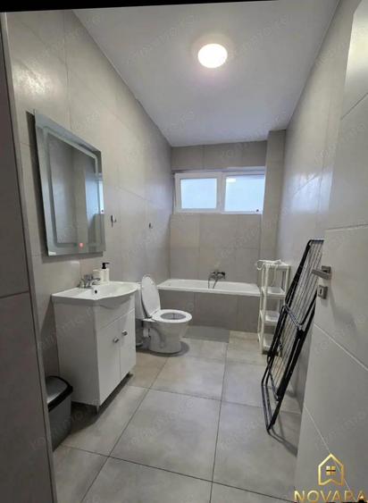 Bloc tip butic de vanzare! Oradea - 2