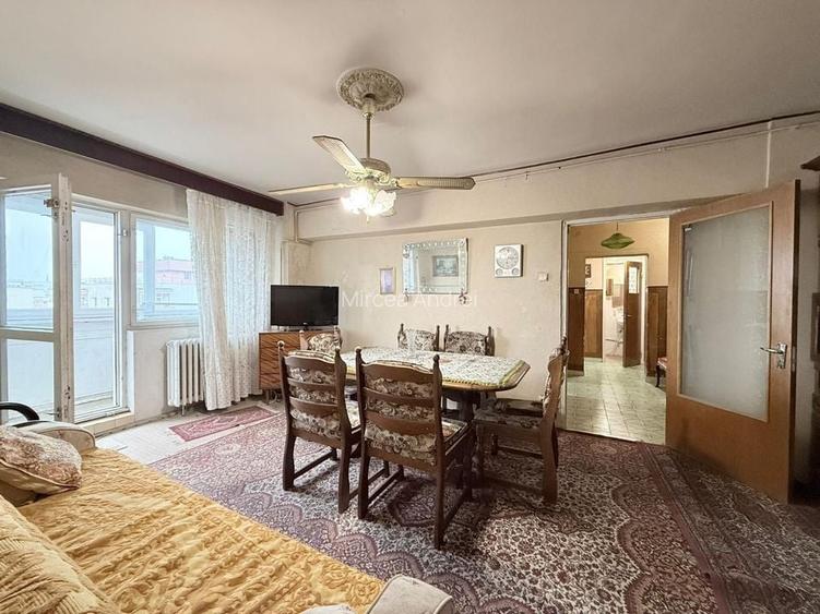 3 camere | Teiul Doamnei | Bloc din 83 | Reabilitat