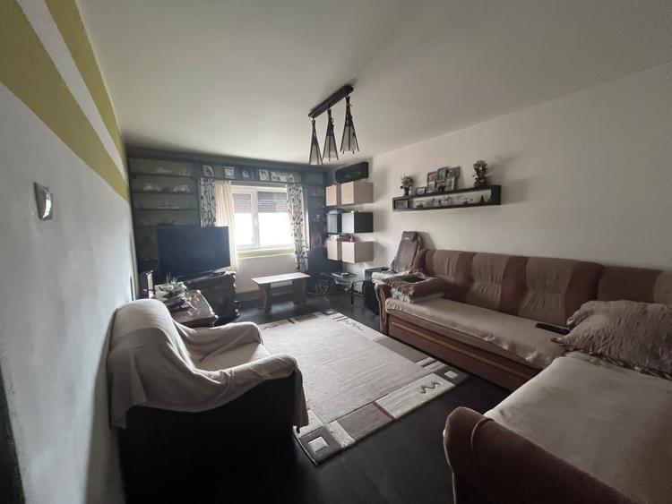 Apartament 3 camere, 71.84 mp, zona 1 Mai - 2