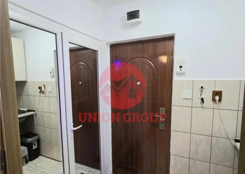 Garsoniera Superba Poarta 6 - 7