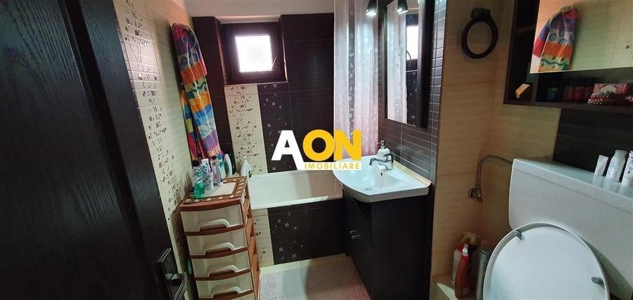 Apartament 3 camere, etaj intermediar, Cetate - 6