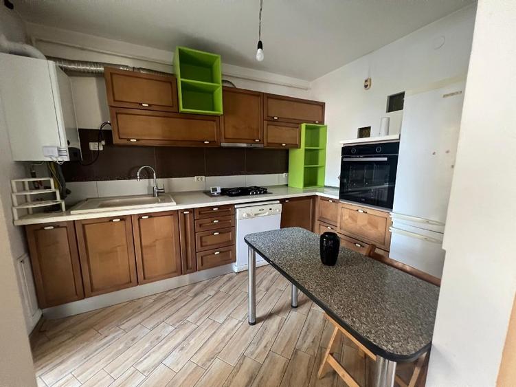 Apartament 3 camere de vanzare - et.1, Micalaca Urbana - 1