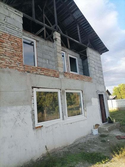 Casa cu teren la Versesti com Girov - 1