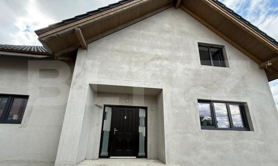 Vila D+P+M cu teren generos si vedere panoramica spre padure - 11