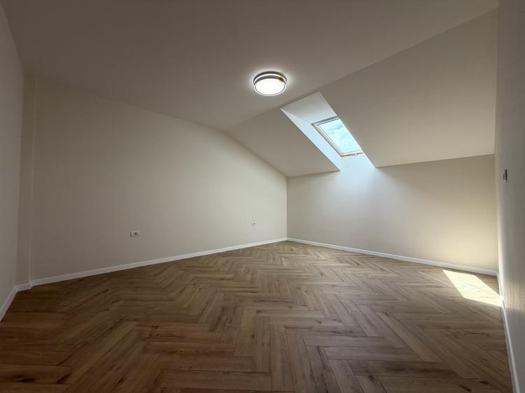 Apartament cu 2 camere decomandat în Soarelui