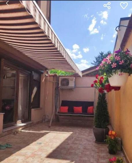 3 camere | decomandat | Metrou Jiului | 2 Parcari | Curte proprie - 1