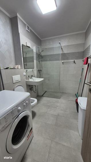 Garsoniera zona Mall Coresi - 4